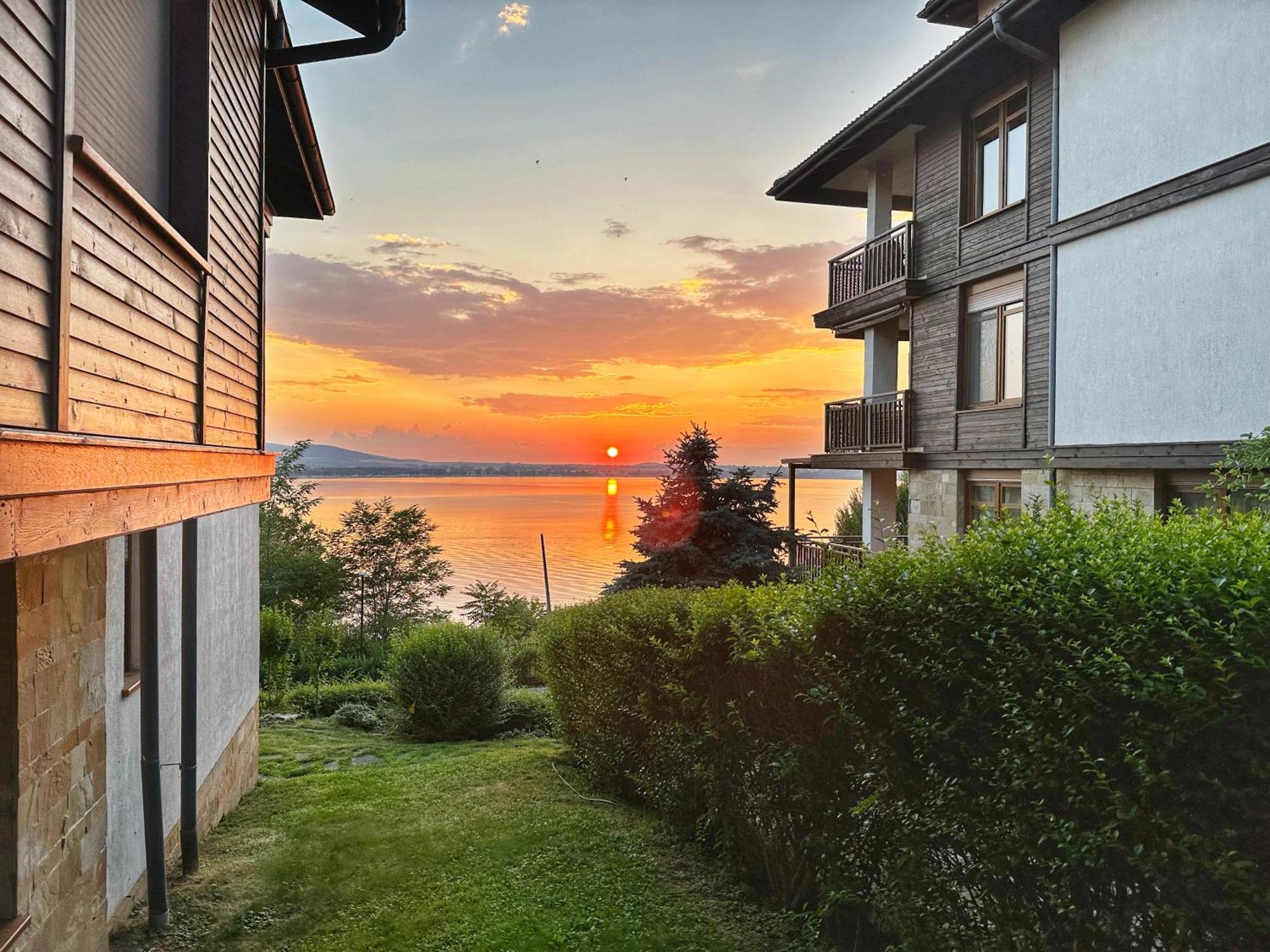 Sm Lovely Apartments On The First Line In Sozopol Eksteriør bilde