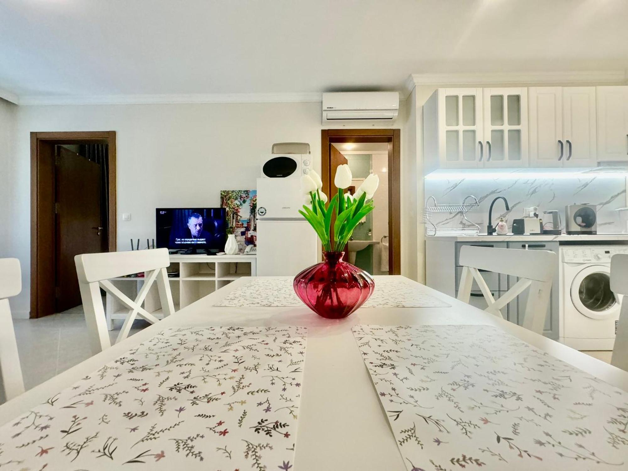 Sm Lovely Apartments On The First Line In Sozopol Rom bilde